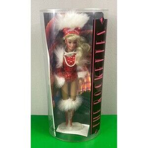 Vintage 1995/96 The Rockettes Doll Radio City Music Hall Christmas Holiday NIB